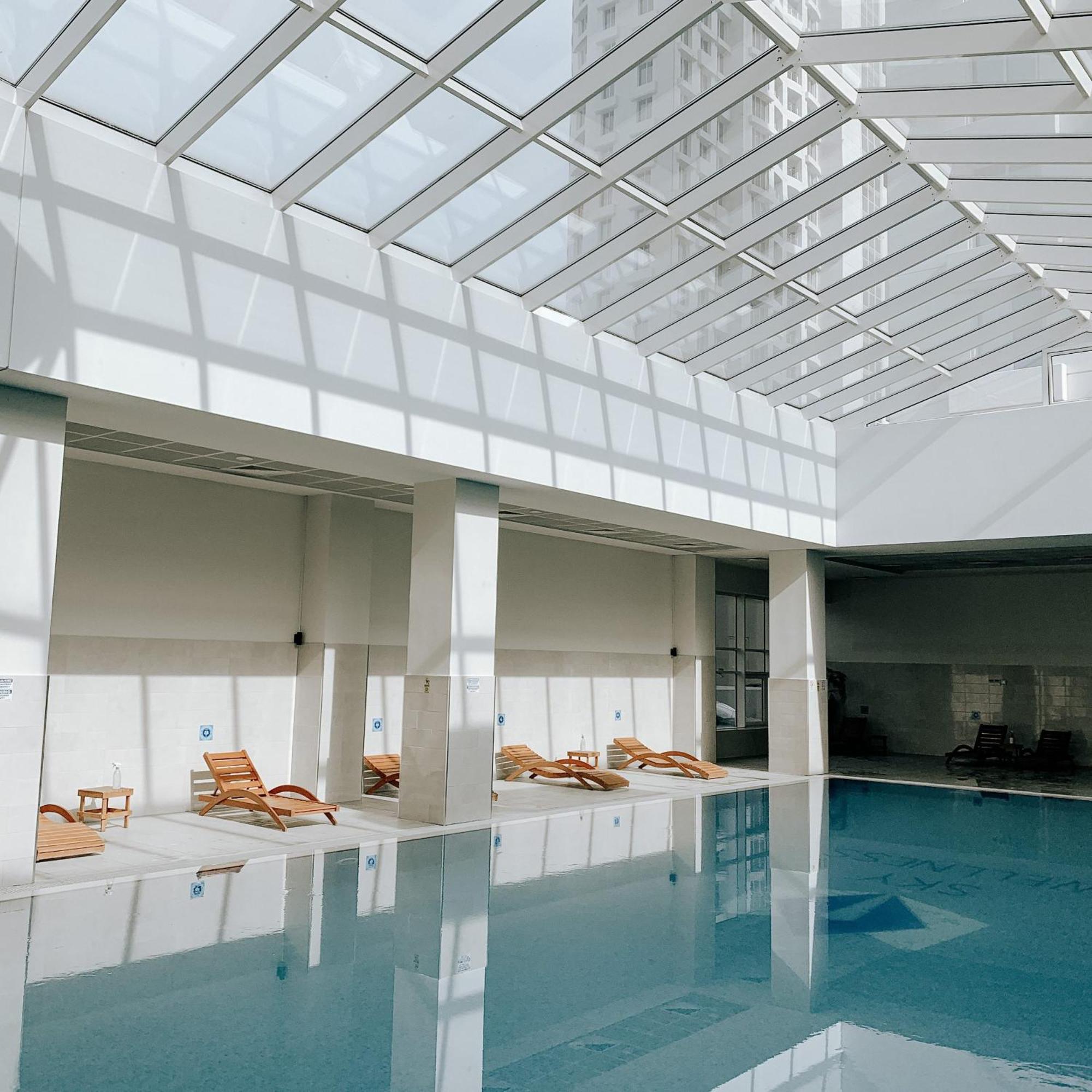 Luxury Condo On 18Th Floor With Pool, Fitness, Parking Included. Skopje Eksteriør bilde