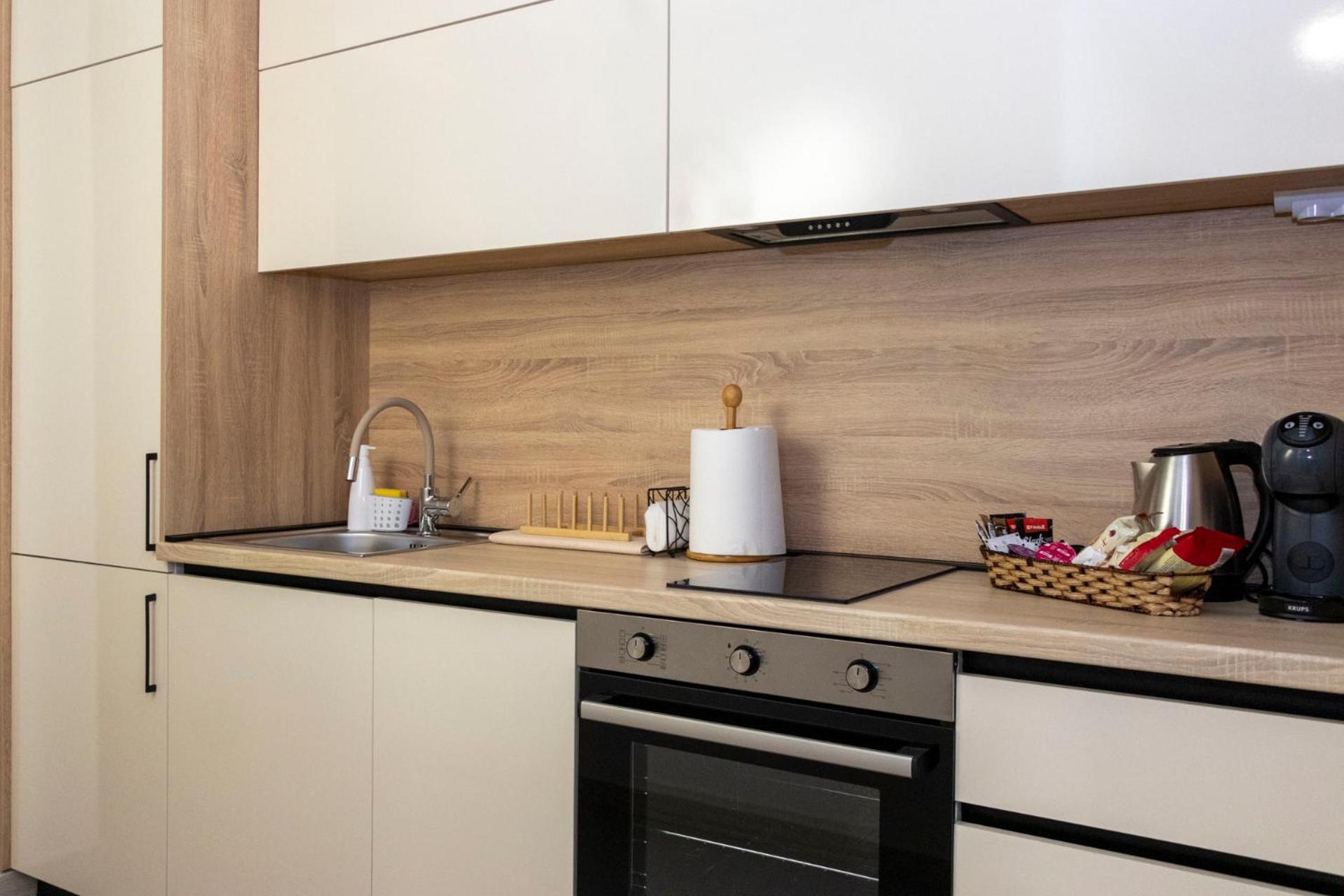 Luxury Condo On 18Th Floor With Pool, Fitness, Parking Included. Skopje Eksteriør bilde